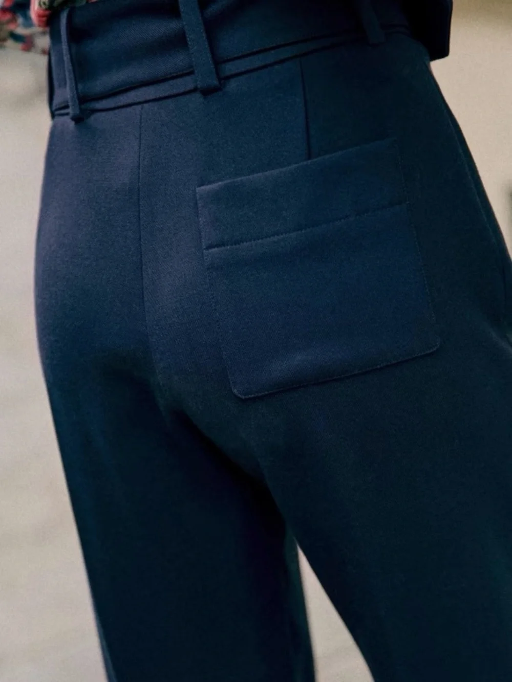 SEZANE Navy High-Waist Tailored Lukas Trousers with Removable Belt